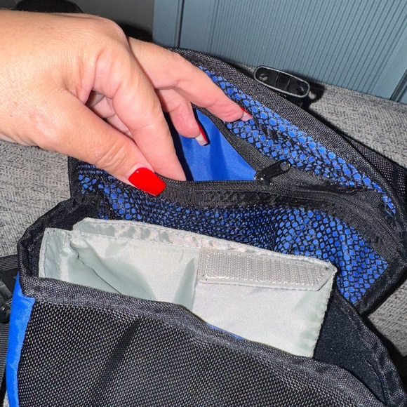 Camera Bag - Picture 6 of 8